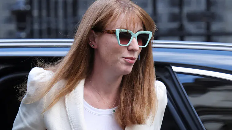 השרה שילמה פחות מס - ותלך הביתה?