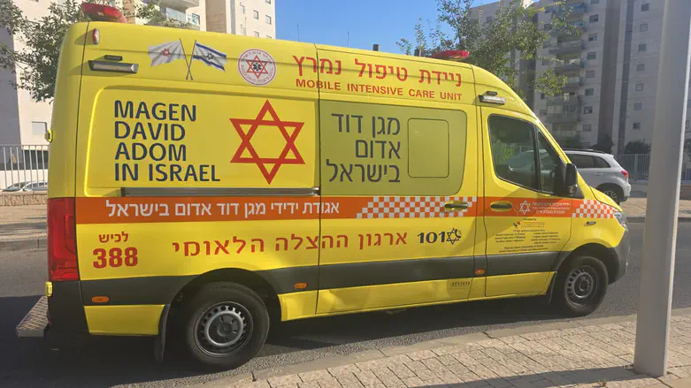 תינוקת טבעה באמבטיה בקריית גת, מצבה קשה