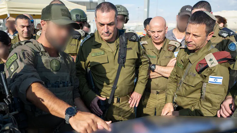Chief of Staff orders halt to convoys from Jordan to Gaza