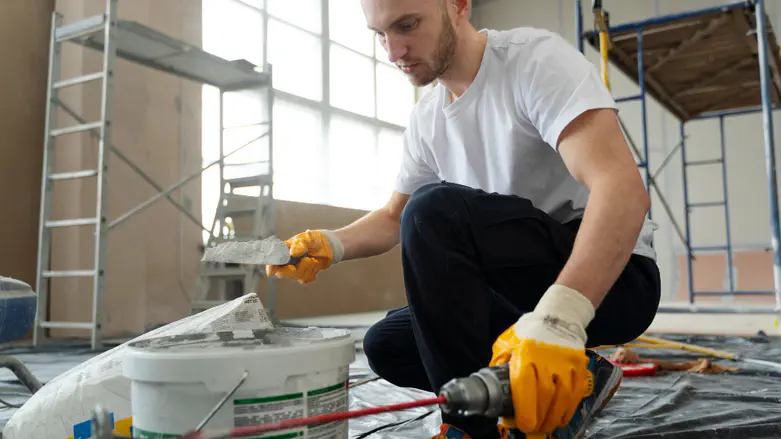 FREEPIK שיפוץ דירה ישנה איך להפוך חלום למציאות?