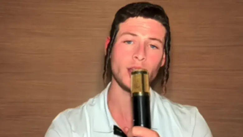 הלהיט הבינלאומי - בגרסה חסידית