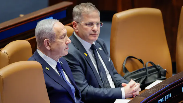Netanyahu surprised in Knesset by report of coordination with US