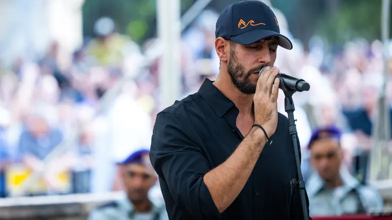 שיר הפרידה של עידן עמדי מהדר גולדין