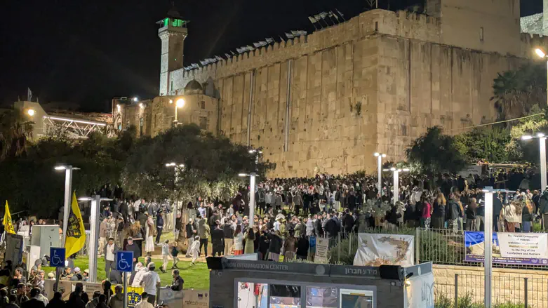 שבת של אחדות והתחברות בעיר האבות