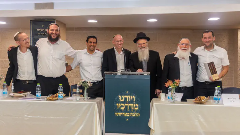 צילום: דוברות אלון מורה חוגגת: סדרת ספרים חדשה