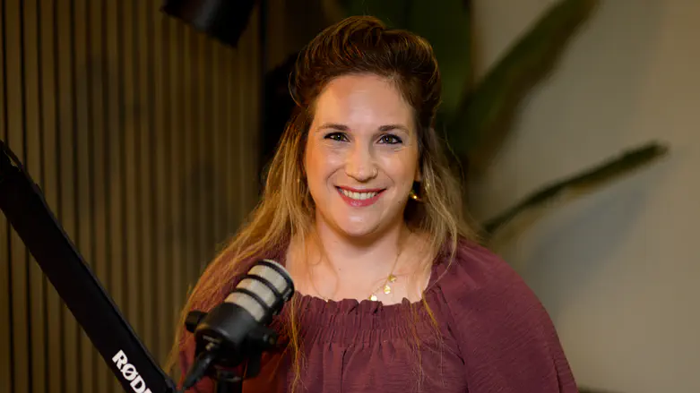 צילום: ערוץ 7 'מתחת לשברי המלחמה עוד יתגלה מי אנחנו'