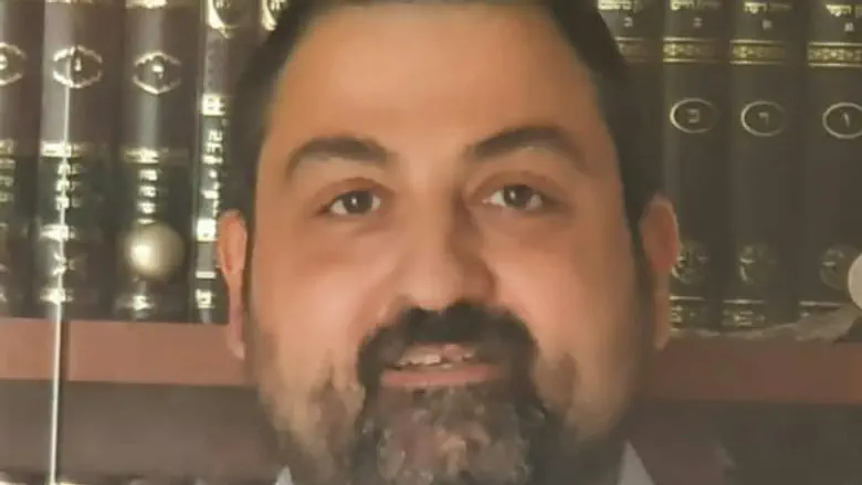 הרב אלדד יונה מתמודד לרבנות הוד השרון