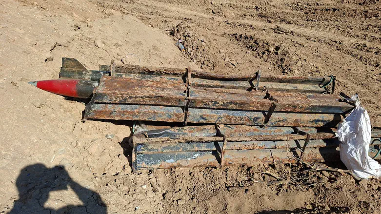 Tube Launched Rockets Rocket launchers and launch tubes found near Yellow Line | Israel ...
