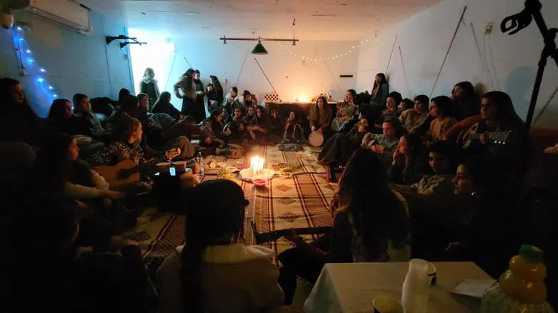 צילום: באדיבות המצלם "תביאני": שיר חדש מלב הנערות