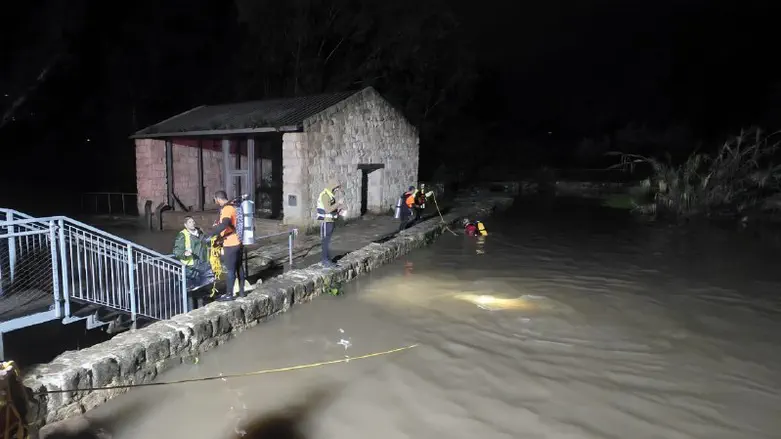 Storm Byron: Search for missing man from Bnei Brak, residents rescued ...