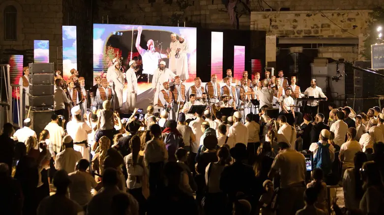 כנס "אור למקדש" בעיצומו