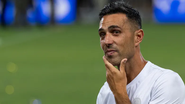 ערן זהבי הודיע על פרישה מכדורגל