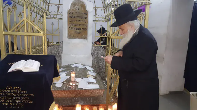 ירושלים: ניגש לעשות קידוש בליל שבת, התמוטט ונפטר