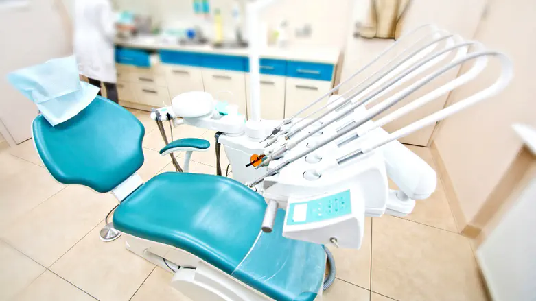 צילום: FREEPIK איך לבחור מרפאת שיניים שמתאימה לכל המשפחה