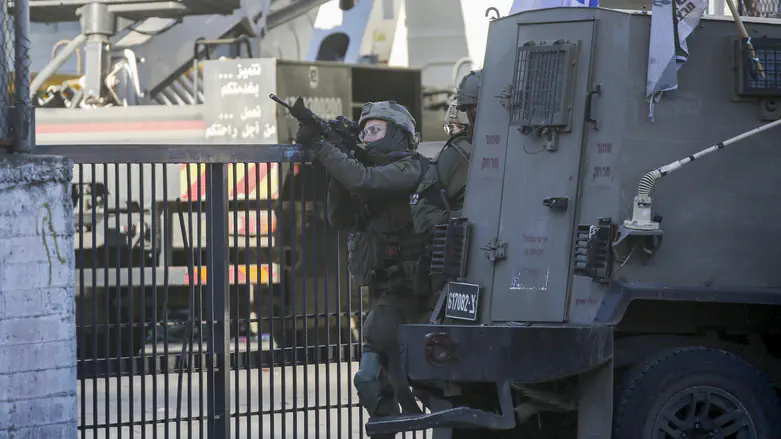 Terrorist who injured IDF soldier arrested