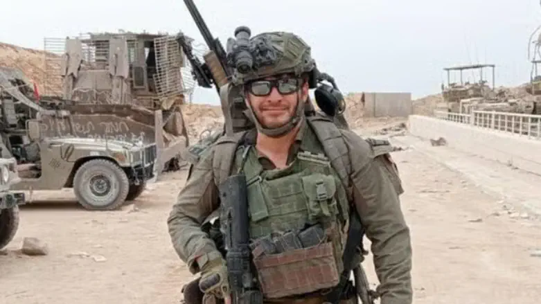 Private Come to accompany Josh Boone on his final journey