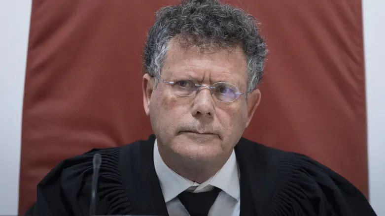 בג"ץ קבע: לאפשר 1,000 מפגינים בהבימה
