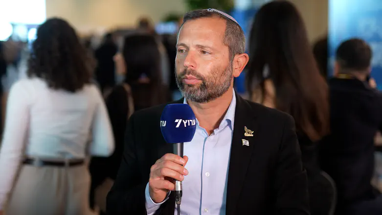 גנץ: יחסי ישראל והתפוצות התחזקו במלחמה