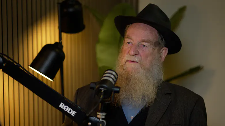 הרב איסר קלונסקי בפודקאסט מיוחד: חייבים אחדות פוליטית, אחרת נמחק את עצמנו