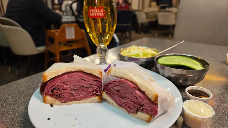 ניו יורק השתגעה – אבל הסנדוויץ’ נשאר