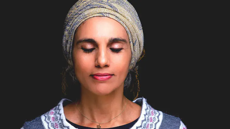 צילום: תומר יעקובסון אתי אנקרי חושפת מסע של חיפוש ואמונה