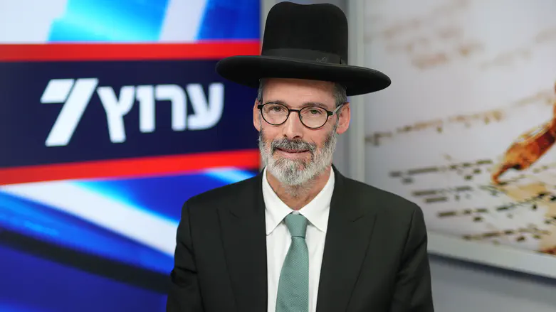 לחוש את ההיסטוריה בשעת התרחשותה