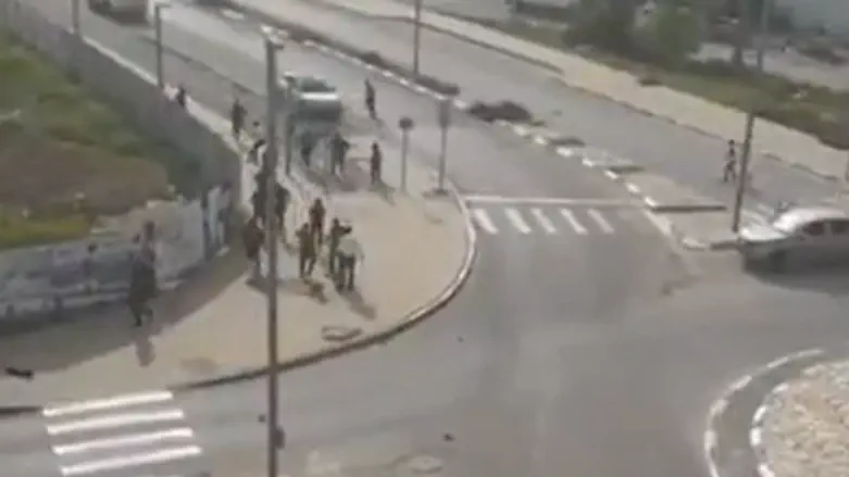 Ofakim residents: 'A new intifada broke out here'