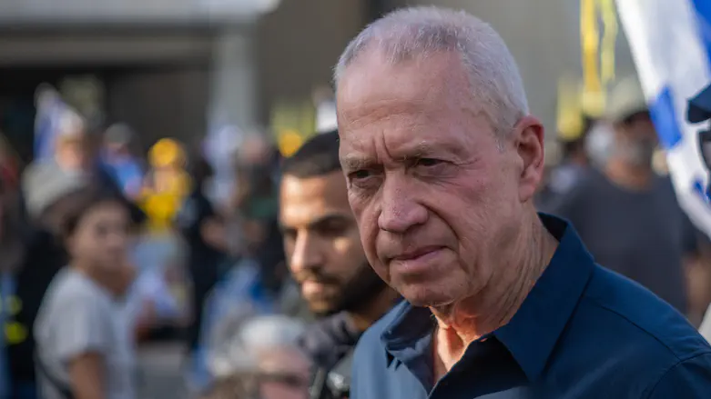 יואב גלנט: "היה מידע, לא העירו אותי"