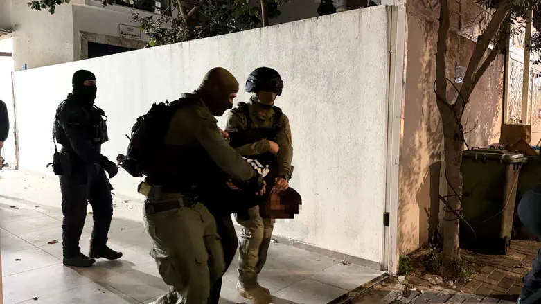 الشاباك أحبط خلايا من الضفة بتوجيه من لبنان