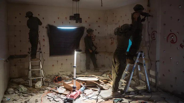 IDF  demolishes house of terrorist who killed Aharon Cohen