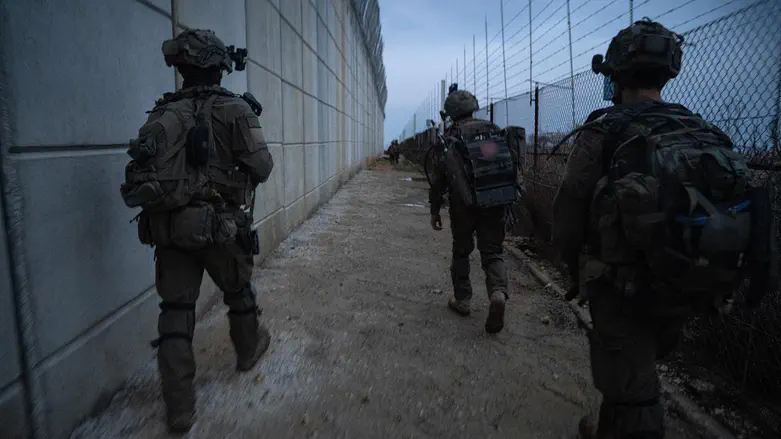 צילום: דובר צה"ל IDF continues to operate in southern Lebanon