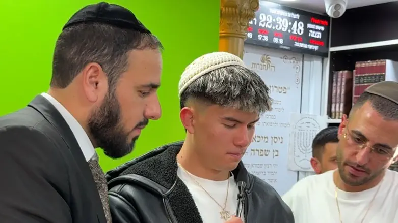 “Первый же удар, самый простой в мире, сбил противника с ног"