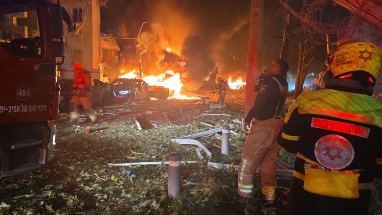 One dead, 20 injured, in barrage on Tel Aviv