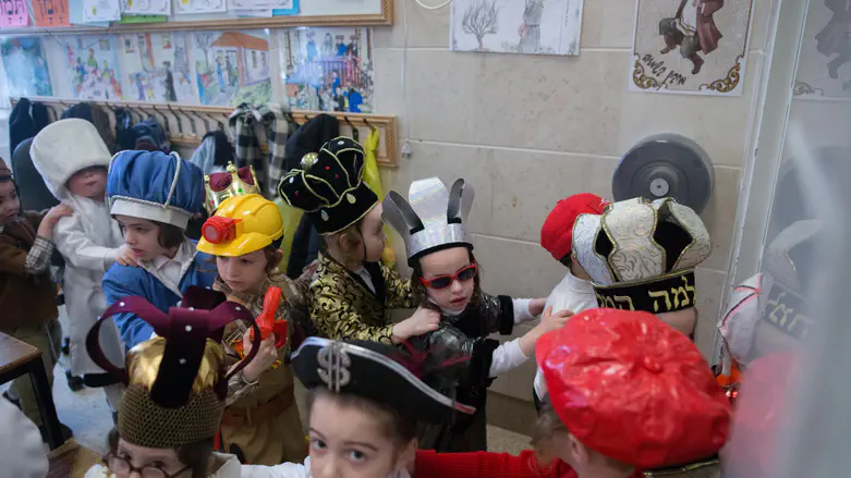 The ages of Purim