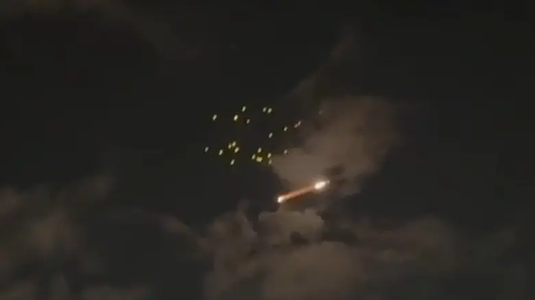 Ракета с рассеивающей боеголовкой перехвачена над Иерусалимом