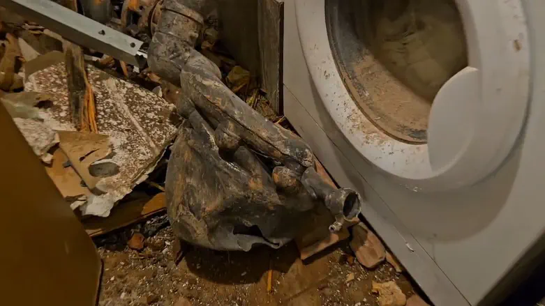 רסיס פגע בבית פרטי בלוד, אין נפגעים