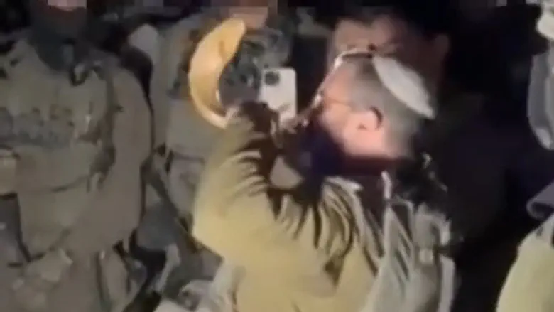 Troops blow shofar before southern Lebanon operation