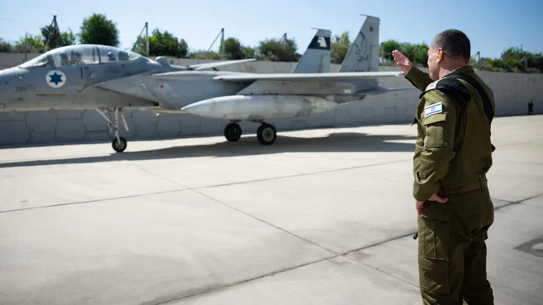 מביסים את האויב, אסור להיתפס לשאננות