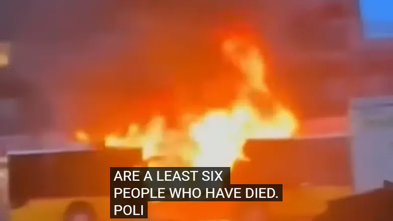 Пожар в автобусе. 6 погибших. Видео