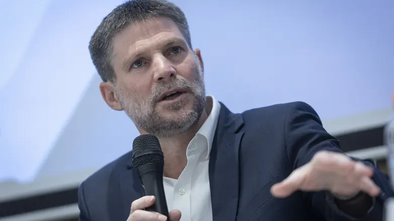 הפלסטינים חוששים מהמהלך של סמוטריץ’: יקשה על הקמת מדינה פלסטינית