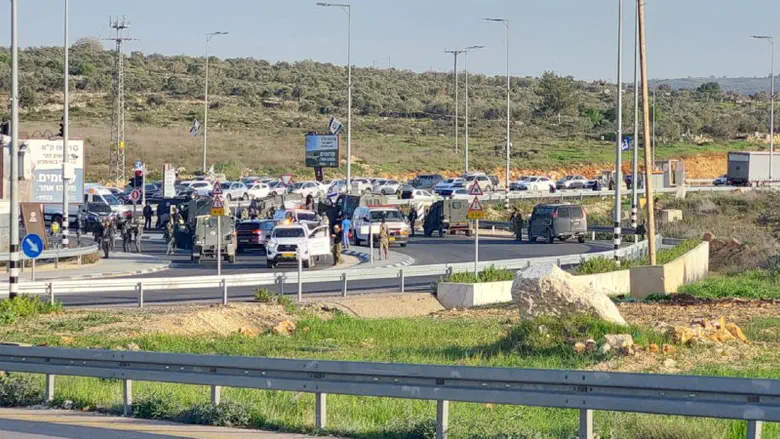 Terrorists who attempt to attack soldiers eliminated