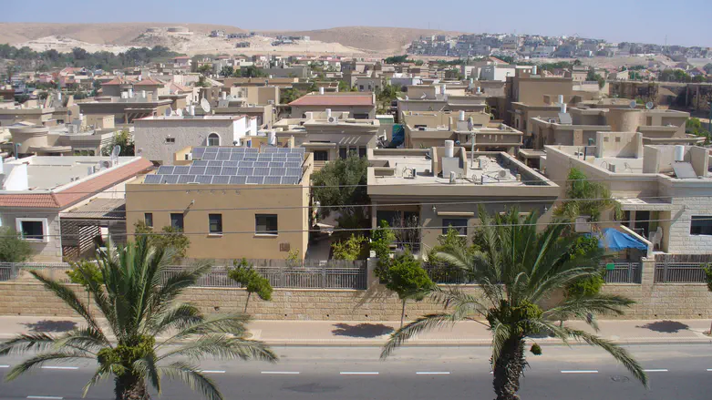 Chana Roberts Religious conflict in Dimona