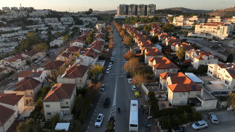משרד הפנים: גבעת זאב תהפוך לעיר