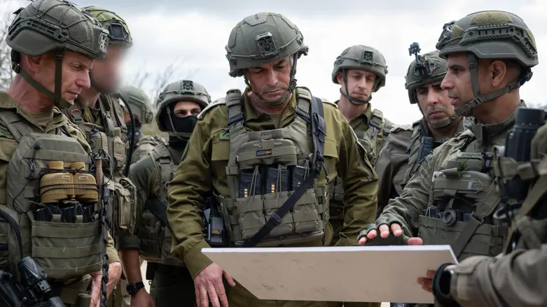 צילום: דובר צה"ל «Каждый удар по Ирану и КСИР - это также удар по «Хизбалле»