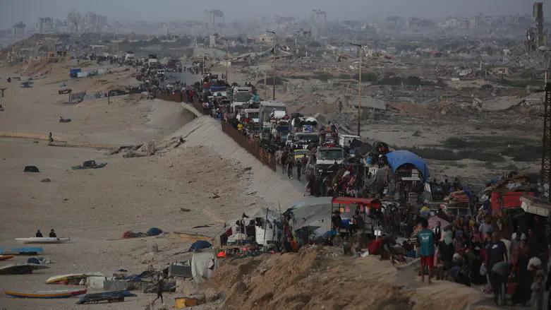 Israeli group facilitated charter flights evacuating Gazans