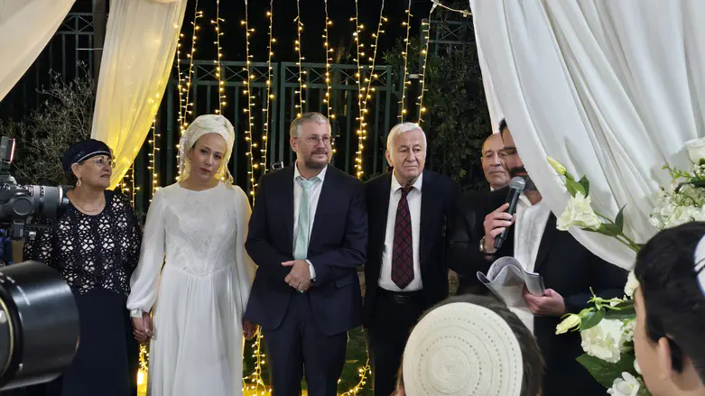 אלמנתו של חלל המלחמה נישאה מחדש