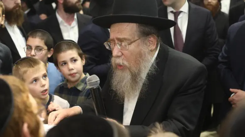 צילום: ארכיון בחדרי חרדים רבה של בני ברק מאושפז במצב קשה