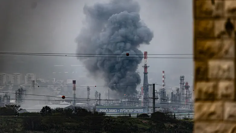 Missile fragments strike Haifa oil refinery
