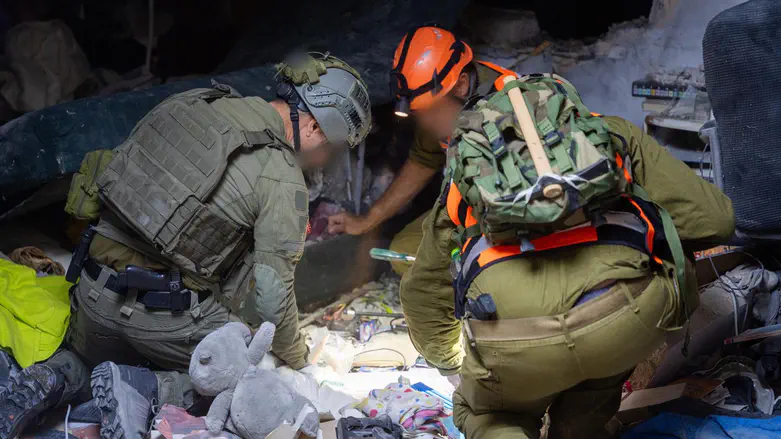 ראיון מזירת הנפילה בקריית שמונה: סגן נ’ משחזרת את רגעי חילוץ הלכודים