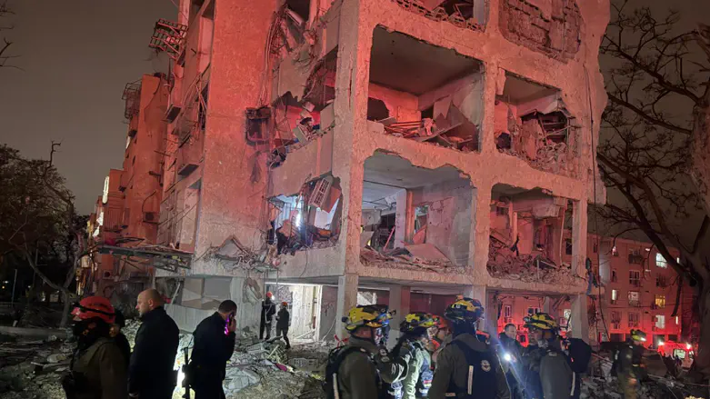 IDF Spokesperson 'Iran's strategy is to launch missiles at civilians'